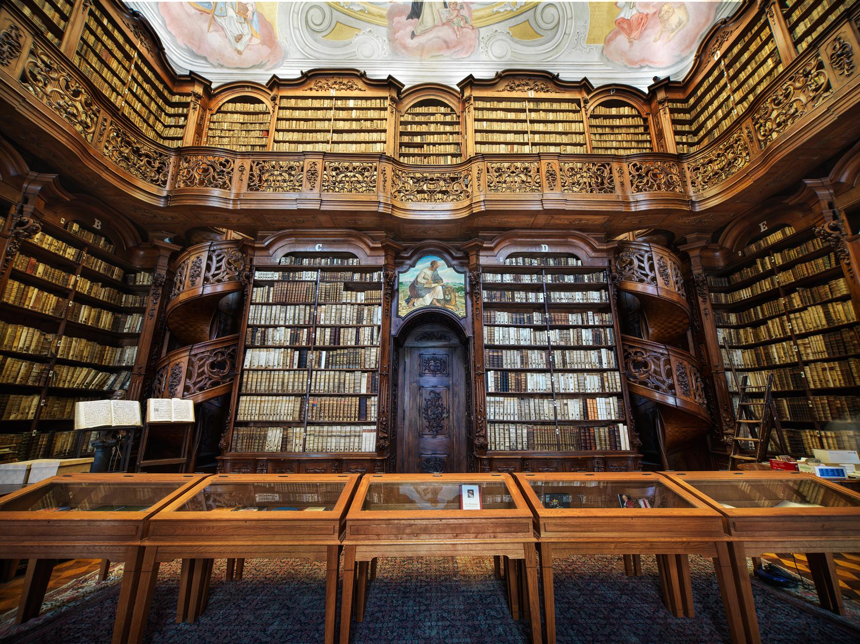 Titkos könyvtár Budapest belvárosában