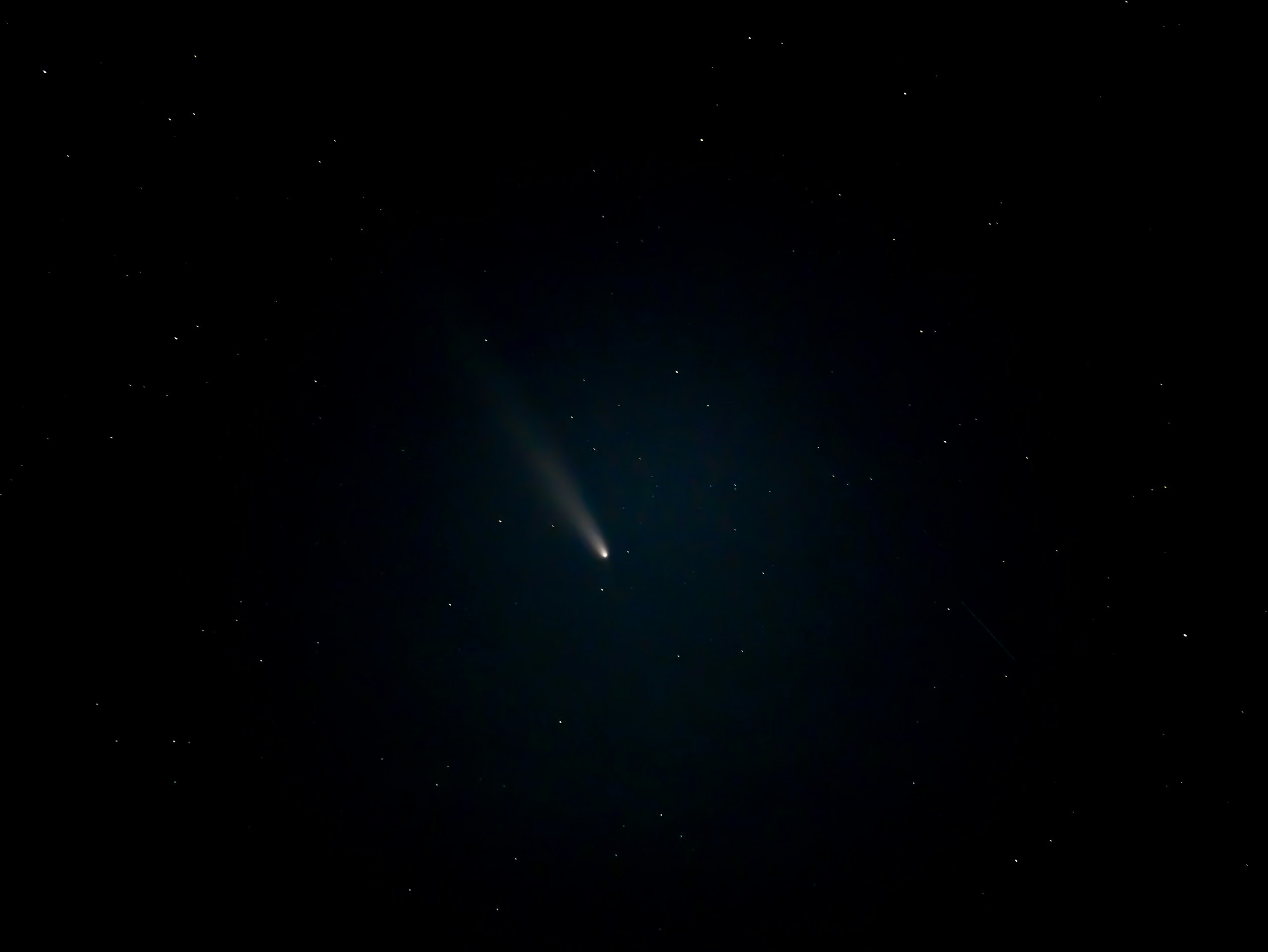 Igazi ritkaság az égbolton – saját szemünkkel követhetjük a különleges zöld üstökös útját