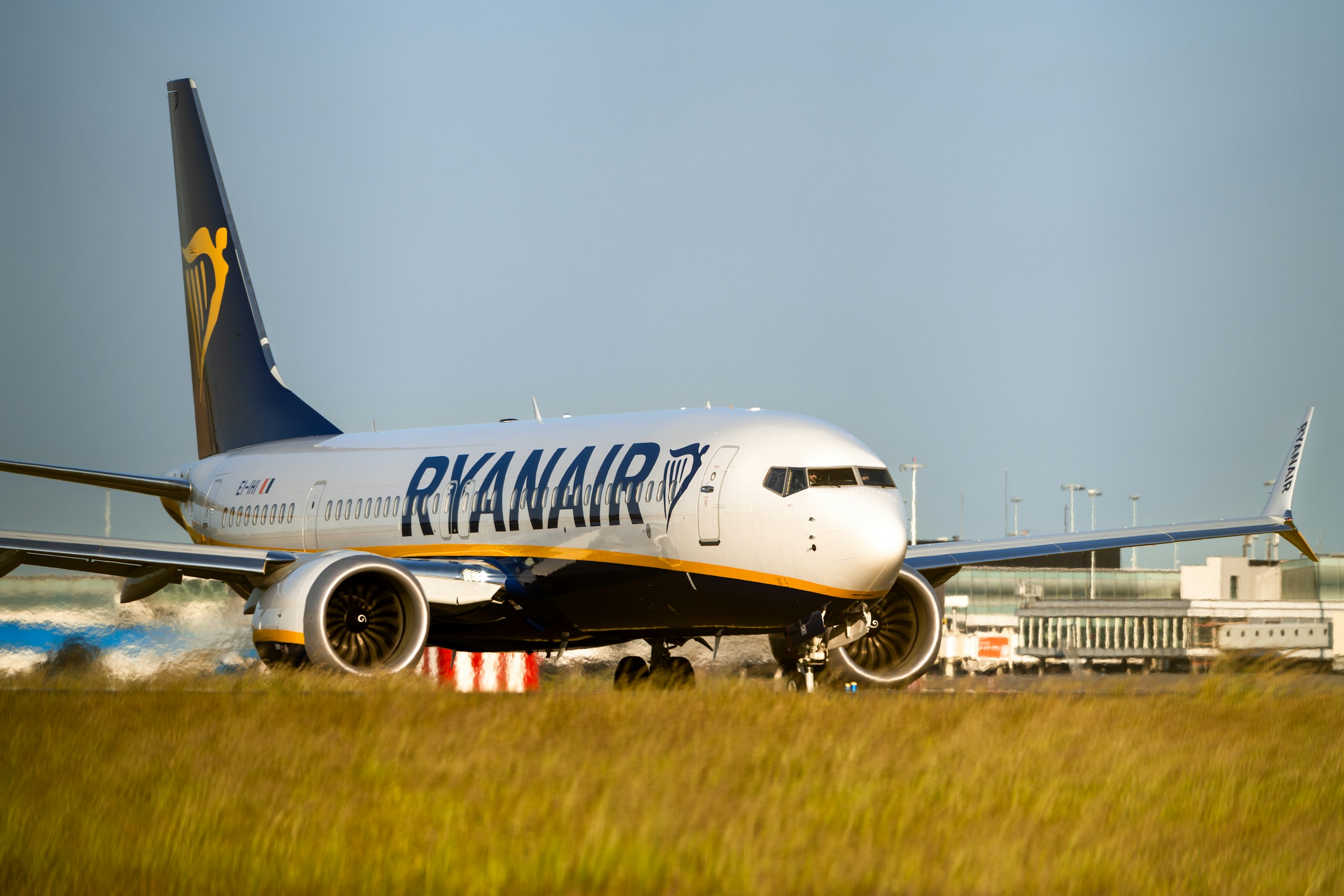 Több tízezer utas használta, most leállítja a Ryanair a népszerű szolgáltatást