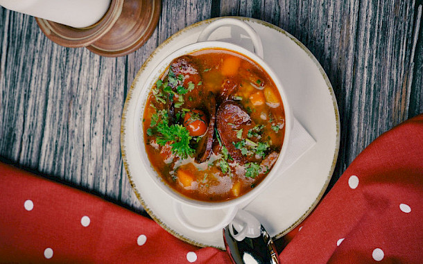 Várkanyar Vendéglő / Facebook