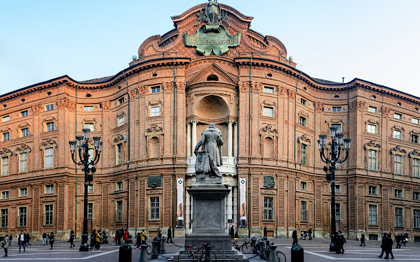 Alessandro Cristiano, Shutterstock