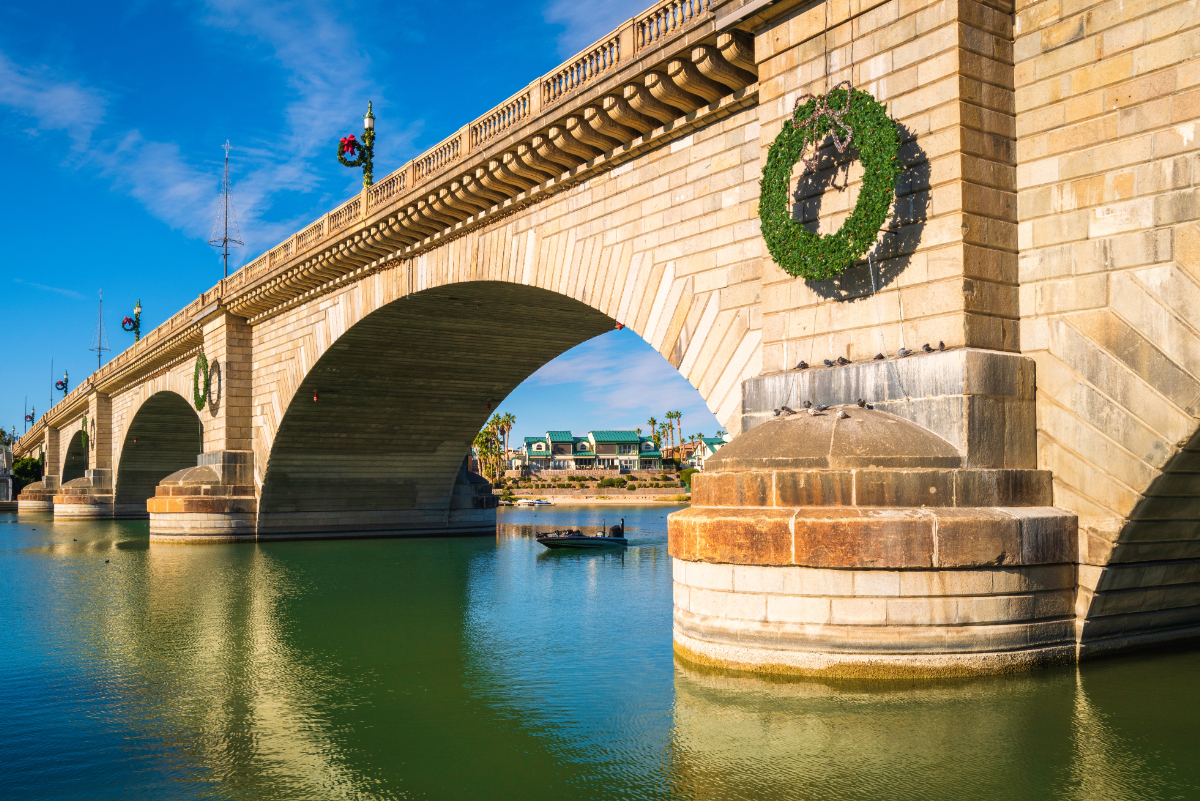 A különös londoni híd, ahol évszázadokig emberek éltek