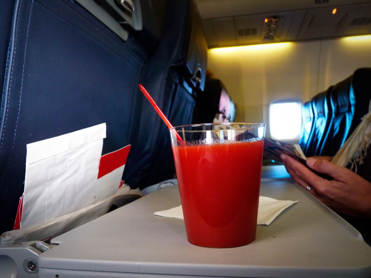 Ezért ízlik jobban a paradicsomlé több ezer méter magasan