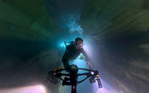 Sinka G&aacute;bor / BfNPI