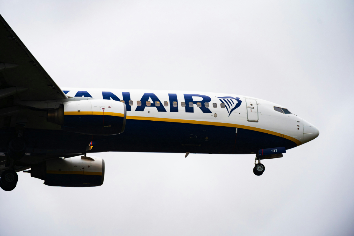 „Európa legrosszabb repülőtere”: lefelezi járatait a Ryanair, fontos európai bázist zár be