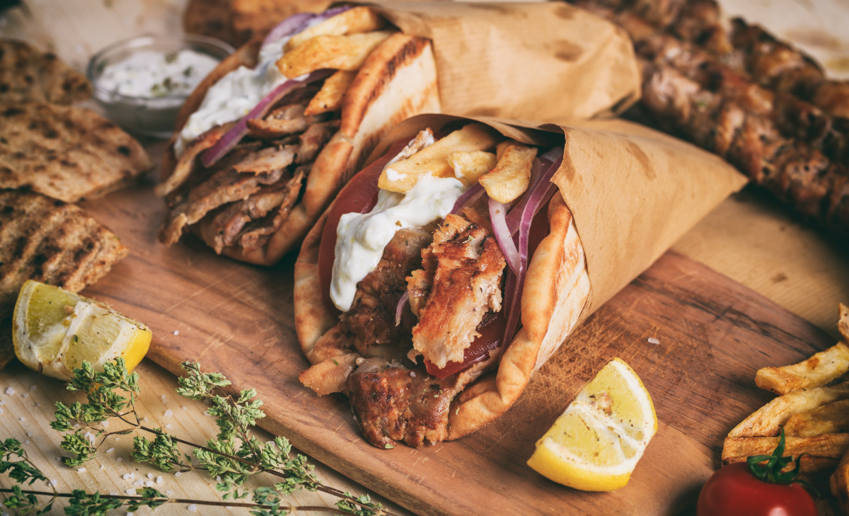 Gyros és döner kebab: mi a különbség a két street food között?