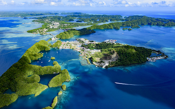 Norimoto, Shutterstock