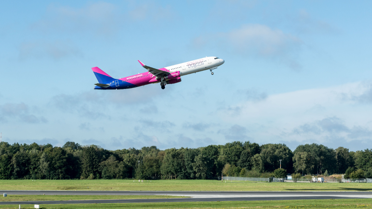A Wizz Air is figyelmeztet: szűkülhet a kínálat, drágulhatnak a repülőjegyek