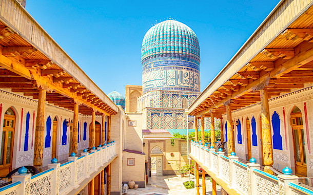 Lizavetta, Shutterstock
