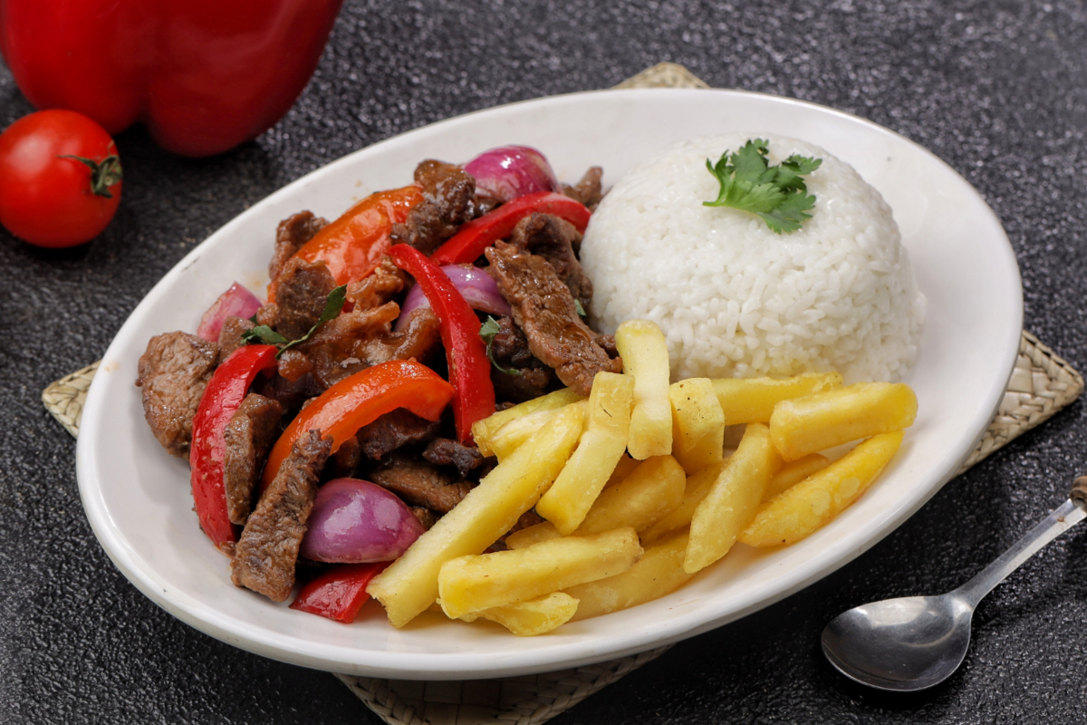 Wokban született Peru szaftos, marhahúsos kedvence